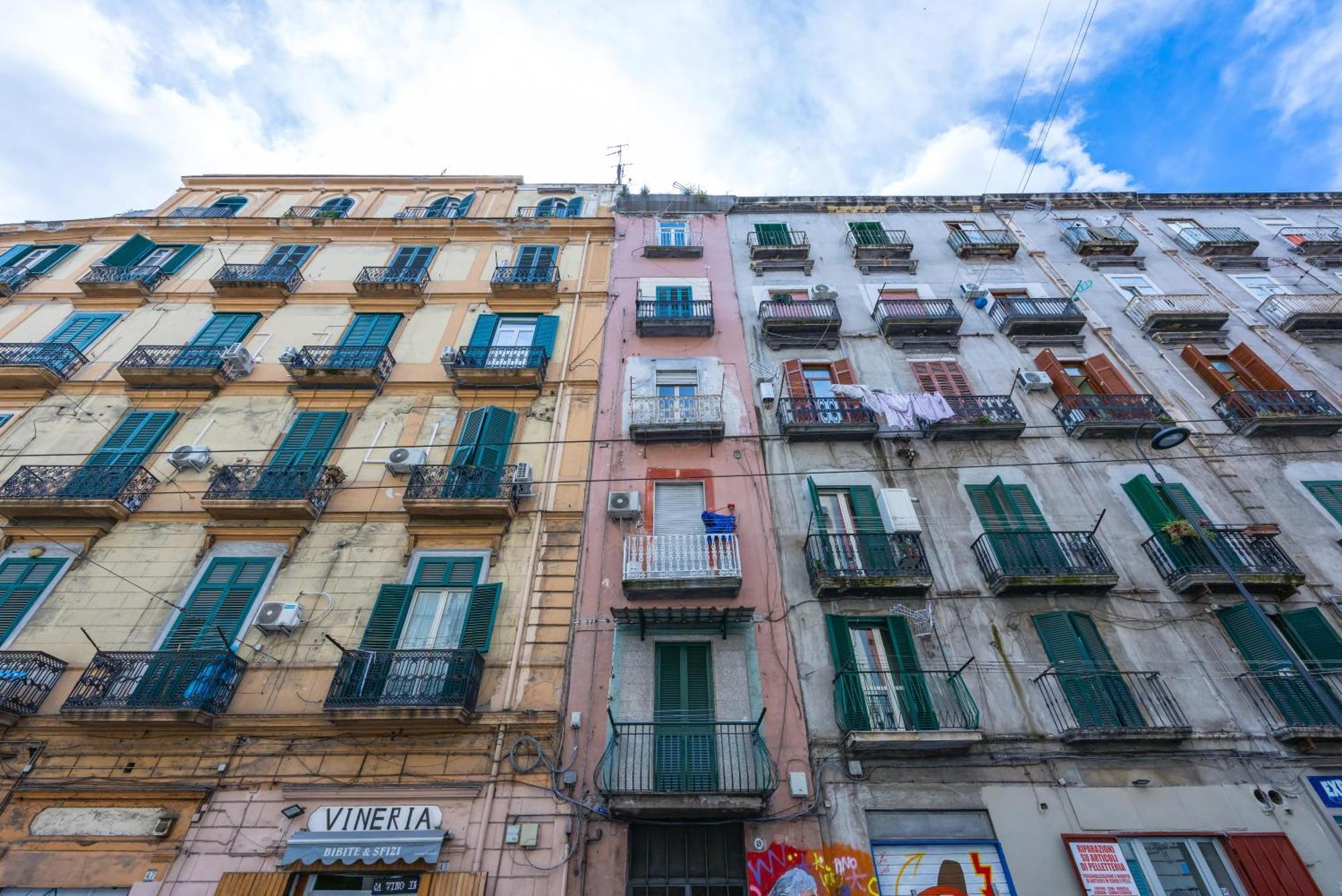Cirillo Sunshine By Napoliapartments Bagian luar foto