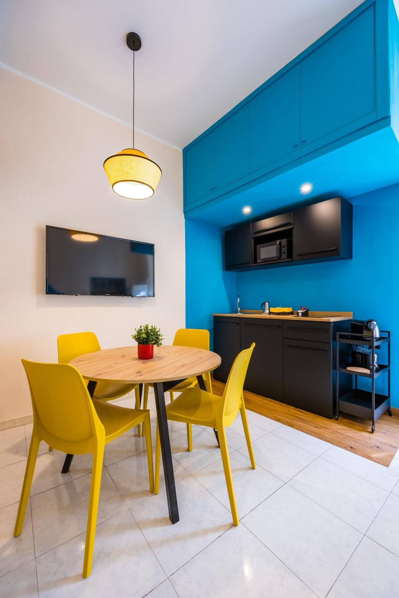 Cirillo Sunshine By Napoliapartments Bagian luar foto