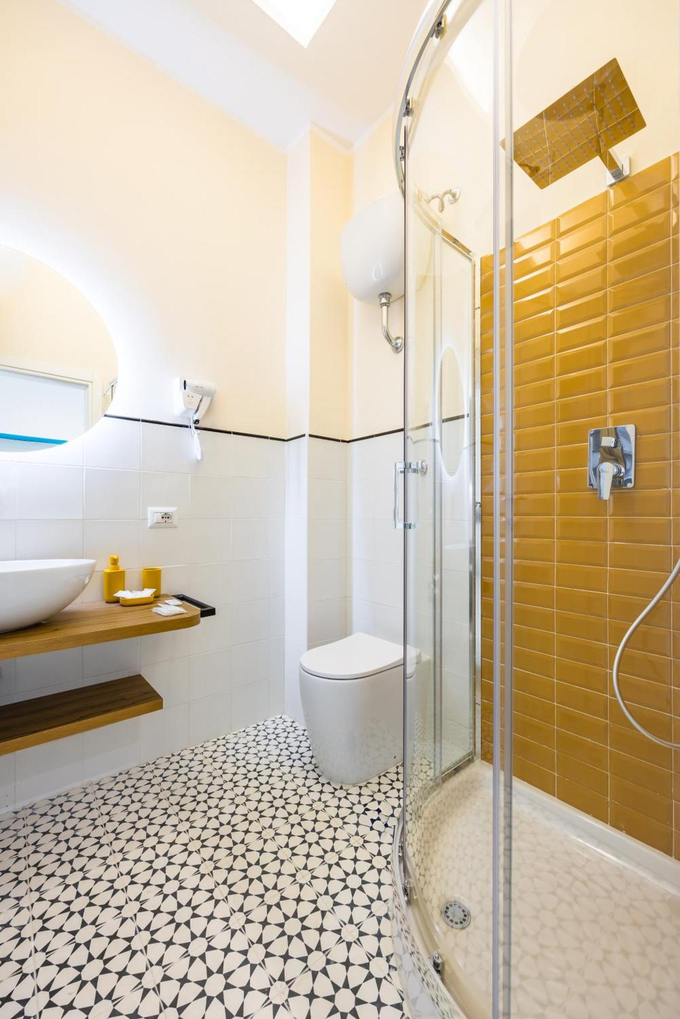 Cirillo Sunshine By Napoliapartments Bagian luar foto